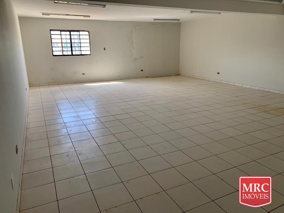 CL 201 - Loja/Galpão 1.600M2 COM AMPLO ESTACIONAMENTO INTERNO — foto 9
