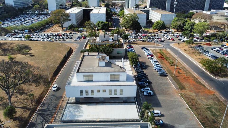 SAFS Quadra (Setor de Administração Federal Sul) - PREDIO SAFS COM 2.590M2 PARA LOCAÇÃO NA PRAÇA PORTUGAL AO LADO DA EMBAIXADA AMERICANA SAS SUL — foto 47