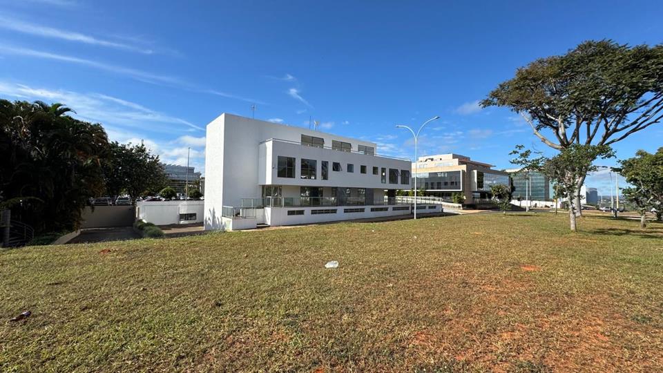 SAFS Quadra (Setor de Administração Federal Sul) - PREDIO SAFS COM 2.590M2 PARA LOCAÇÃO NA PRAÇA PORTUGAL AO LADO DA EMBAIXADA AMERICANA SAS SUL — foto 62