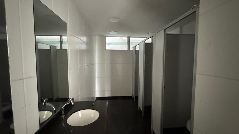 SAFS Quadra (Setor de Administração Federal Sul) - PREDIO SAFS COM 2.590M2 PARA LOCAÇÃO NA PRAÇA PORTUGAL AO LADO DA EMBAIXADA AMERICANA SAS SUL — foto 42