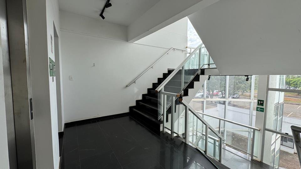 SAFS Quadra (Setor de Administração Federal Sul) - PREDIO SAFS COM 2.590M2 PARA LOCAÇÃO NA PRAÇA PORTUGAL AO LADO DA EMBAIXADA AMERICANA SAS SUL — foto 11