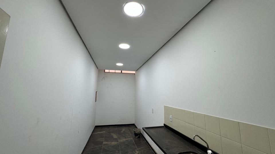 SAFS Quadra (Setor de Administração Federal Sul) - PREDIO SAFS COM 2.590M2 PARA LOCAÇÃO NA PRAÇA PORTUGAL AO LADO DA EMBAIXADA AMERICANA SAS SUL — foto 38