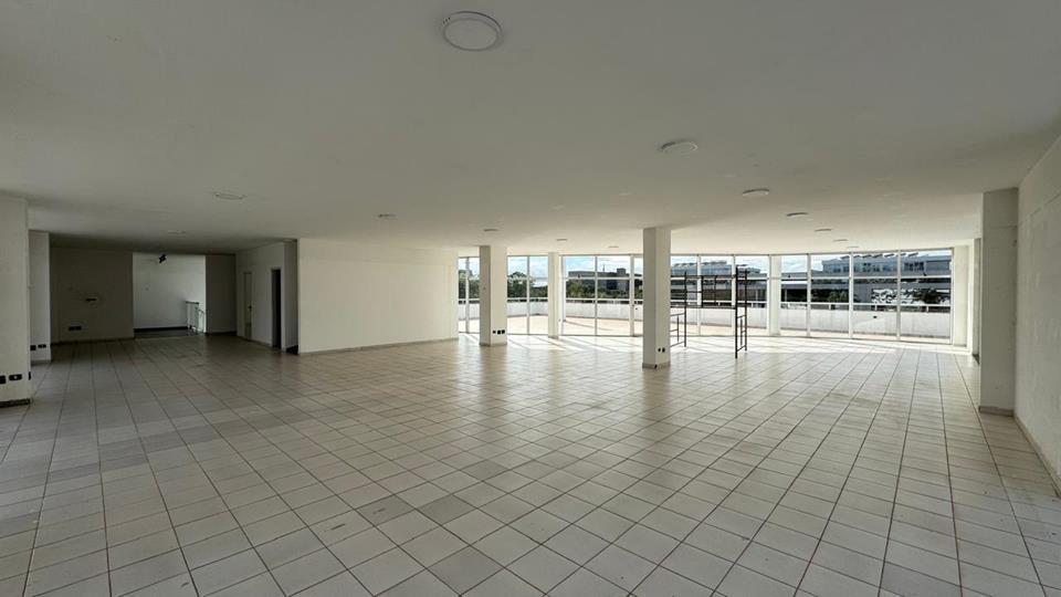 SAFS Quadra (Setor de Administração Federal Sul) - PREDIO SAFS COM 2.590M2 PARA LOCAÇÃO NA PRAÇA PORTUGAL AO LADO DA EMBAIXADA AMERICANA SAS SUL — foto 21