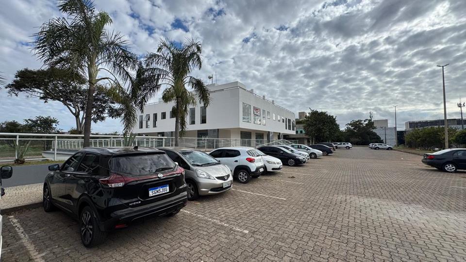 SAFS Quadra (Setor de Administração Federal Sul) - PREDIO SAFS COM 2.590M2 PARA LOCAÇÃO NA PRAÇA PORTUGAL AO LADO DA EMBAIXADA AMERICANA SAS SUL — foto 86