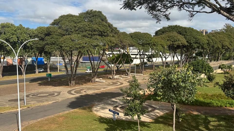 SAFS Quadra (Setor de Administração Federal Sul) - PREDIO SAFS COM 2.590M2 PARA LOCAÇÃO NA PRAÇA PORTUGAL AO LADO DA EMBAIXADA AMERICANA SAS SUL — foto 93