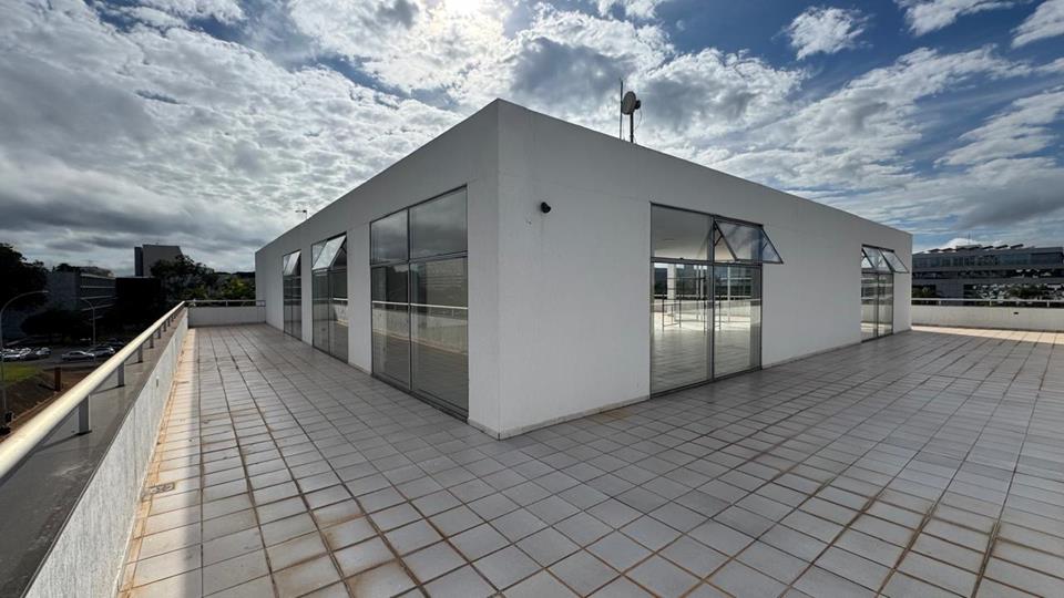 SAFS Quadra (Setor de Administração Federal Sul) - PREDIO SAFS COM 2.590M2 PARA LOCAÇÃO NA PRAÇA PORTUGAL AO LADO DA EMBAIXADA AMERICANA SAS SUL — foto 10