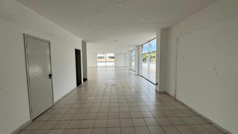 SAFS Quadra (Setor de Administração Federal Sul) - PREDIO SAFS COM 2.590M2 PARA LOCAÇÃO NA PRAÇA PORTUGAL AO LADO DA EMBAIXADA AMERICANA SAS SUL — foto 52