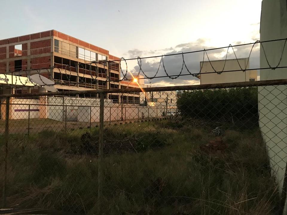 QSE 9 - terreno de esquina em TAGUATINGA SUL AO LADO DO SANTA MARTA — foto 2