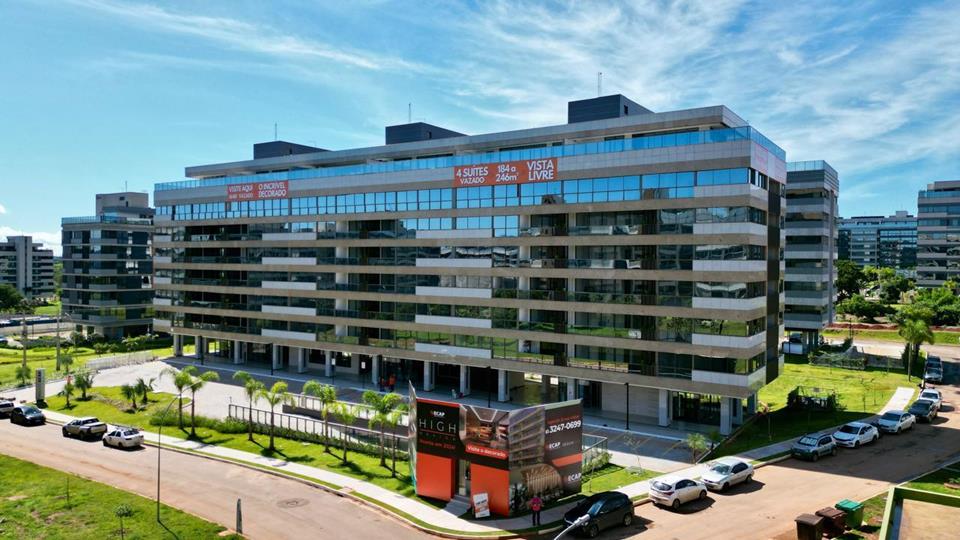 SQNW 304 Bloco F - apartamento 4 quartos no noroeste  sendo 4 suítes, elevador privativo, lazer completo com 4 vagas altíssimo padrão ao lado do parque Burle Marx high design a venda — foto 20