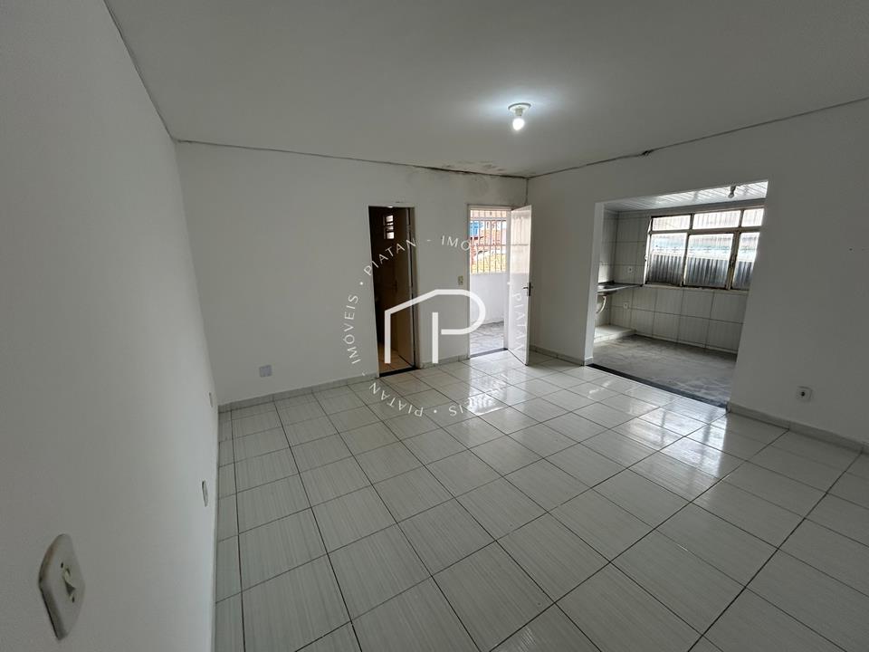 QNA 25 - Aluga-se Casa de 2 Quartos em Taguatinga Norte/DF