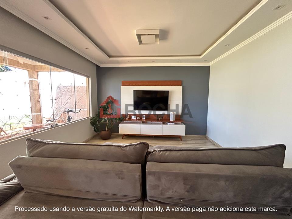Quadra 13 - Quadra 13 (Sobradinho) - Reformada, com 04 quartos, lote de 525 m² — foto 5