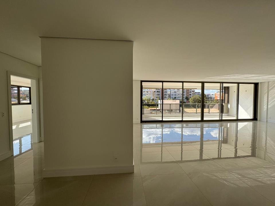 SQNW 304 Bloco F - Apartamento  4 quartos no noroeste  sendo 4 suites com varanda vazado lazer completo ANDAR ALTO 4 vagas de garagem altissimo parão ao lado do parque  — foto 10