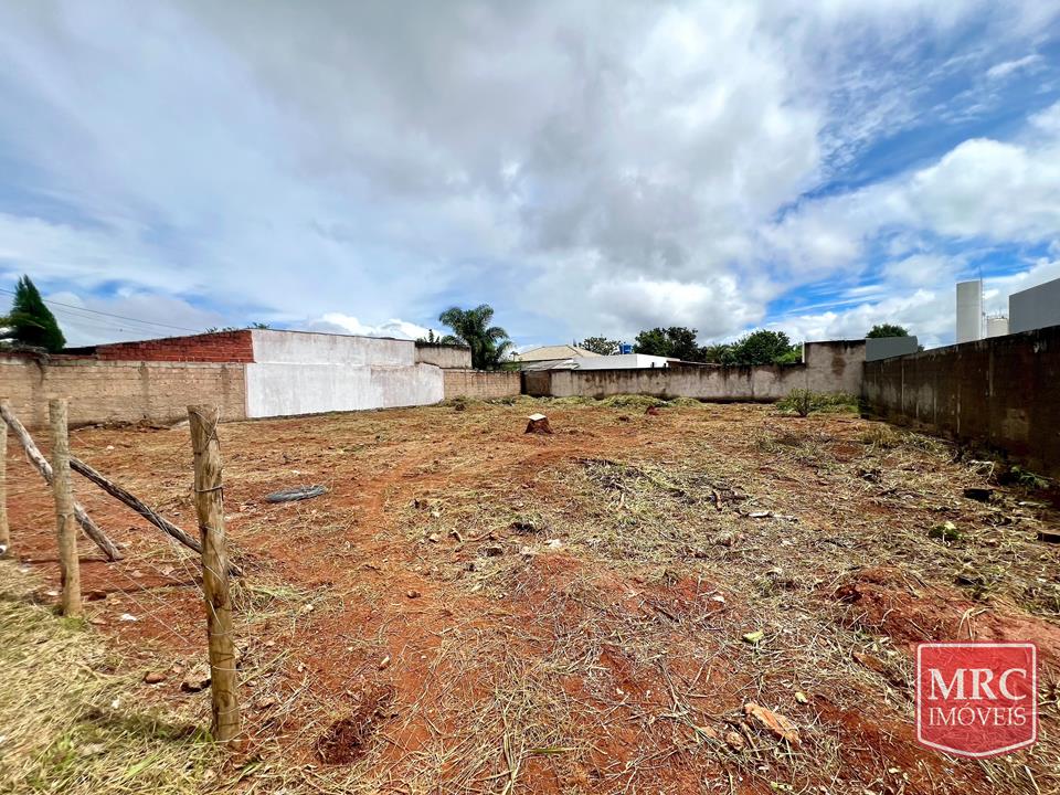 Condomínio Estância Quintas da Alvorada - LOTE MURADO - PLANO - 100% ASFALTADO — foto 5