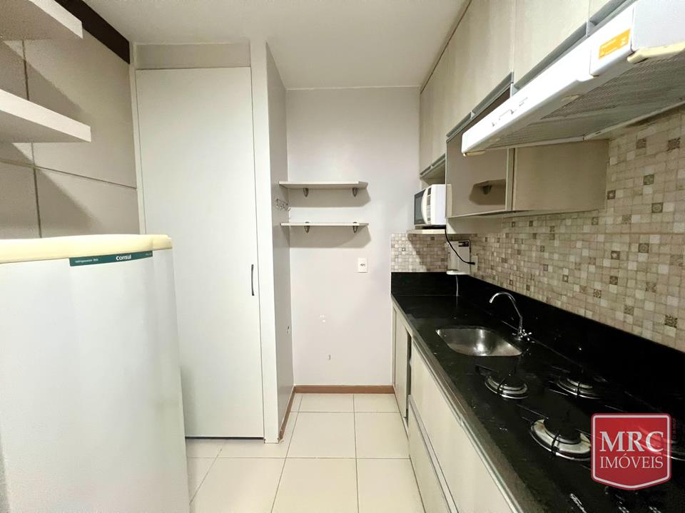 SCRN 704/705 Bloco B - MOBILIADO COM ELEVADOR E 2 VAGAS NA GARAGEM — foto 12
