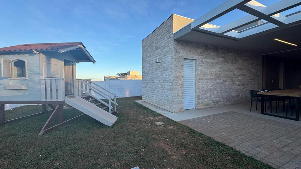 DF 140 JARDIM BOTANICO - Casa 3 quartos sendo 3 suites em condominio fechado vendo com altissimo padrão no Le grand Jardin no Jardim botanico pronta ou para entrega em ate 10 meses aceita financiamento — foto 22