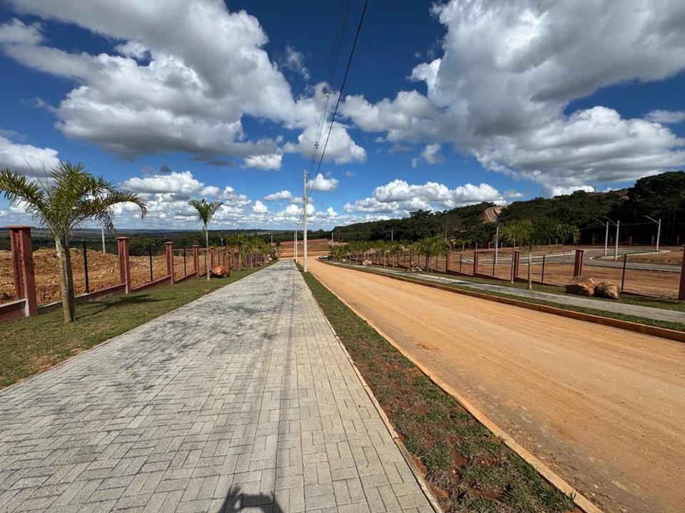 DF 140 JARDIM BOTANICO - Casa 3 quartos sendo 3 suites em condominio fechado vendo com altissimo padrão no Le grand Jardin no Jardim botanico pronta ou para entrega em ate 10 meses aceita financiamento — foto 19