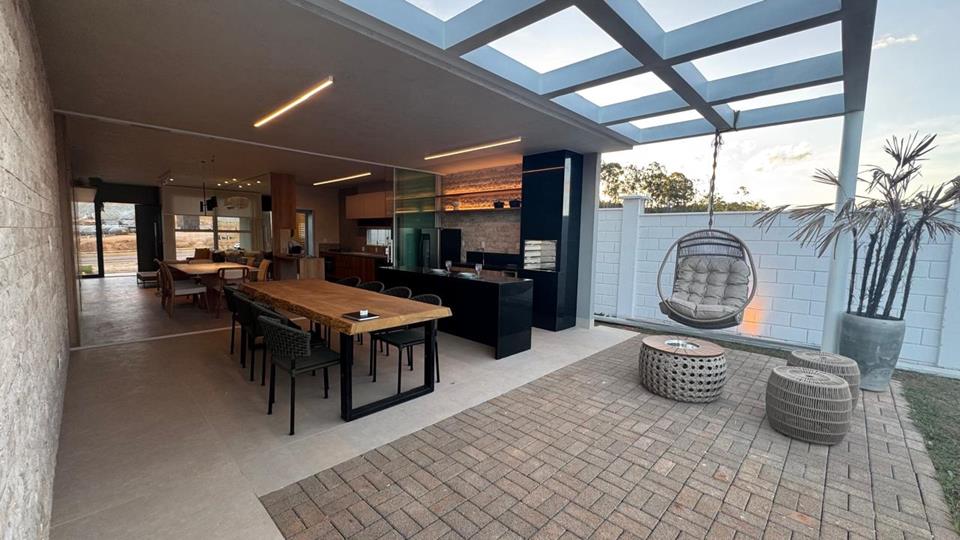 DF 140 JARDIM BOTANICO - Casa 3 quartos sendo 3 suites em condominio fechado vendo com altissimo padrão no Le grand Jardin no Jardim botanico pronta ou para entrega em ate 10 meses aceita financiamento — foto 14