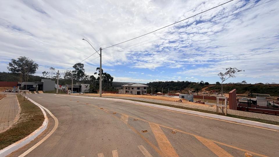CONDONIO LE GRAND JARDIN 2 - TERRENO LOTE CONDOMINIO LE JARDIN 2 COM 400M2 A VENDA ESCRITURADO E REGISTRADO — foto 8