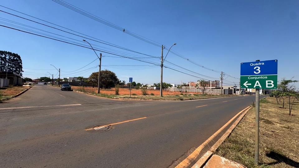 3 Conjunto B - TERRENO LOTE ESQUINA 791,20 M2 NO SETOR HABITACIONAL JARDIM BOTÂNICO AVENIDA DAS PAINEIRAS Q 3 CJ B LT 8 JARDIM BOTANICO 