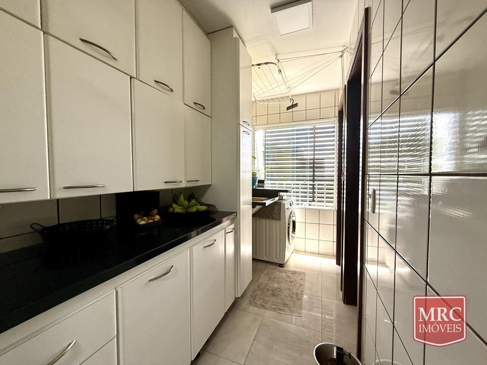 SQN 107 Bloco D - COBERTURA NASCENTE - SUPER REFORMADA - 400M2 — foto 26
