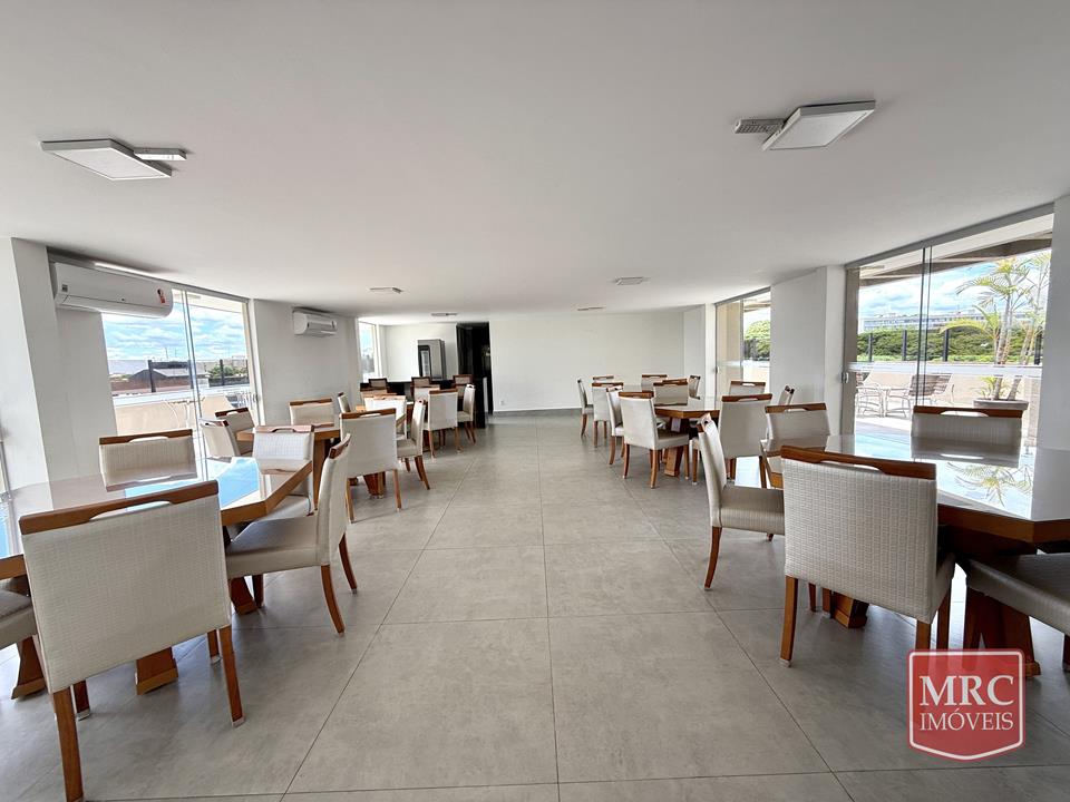SQN 107 Bloco D - COBERTURA NASCENTE - SUPER REFORMADA - 400M2 — foto 32