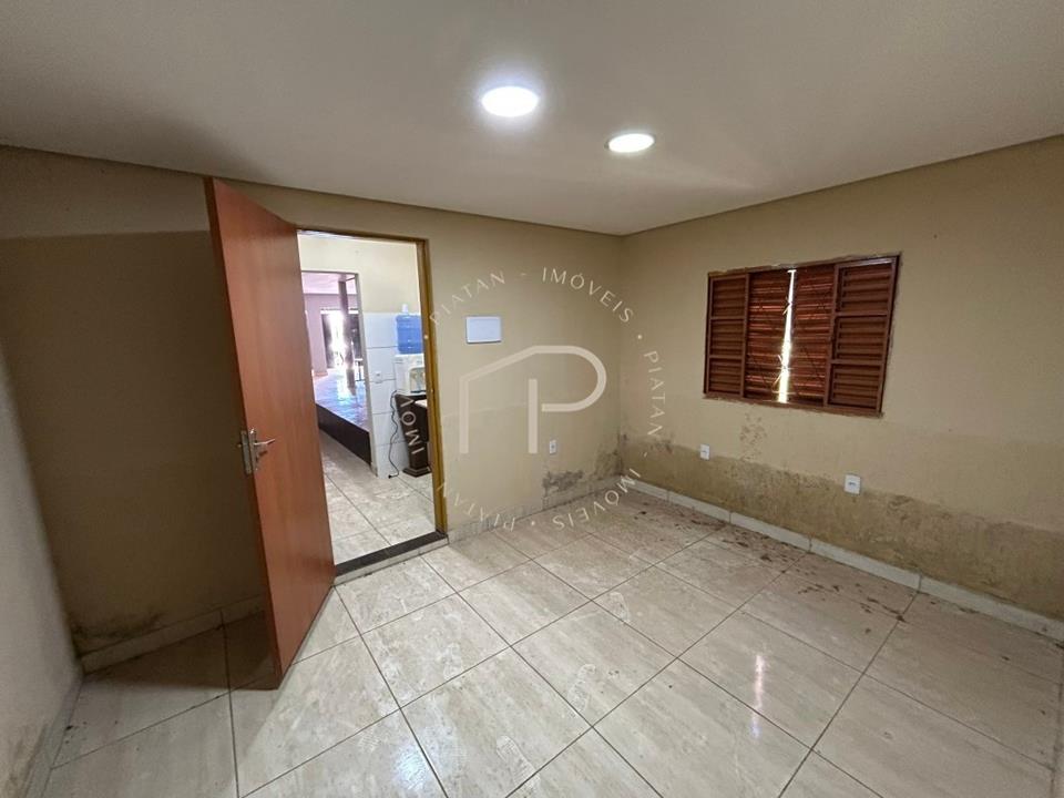 JARDIM SANTANA  - Aluga-se Loja comercial + Casa de fundos em Águas Lindas/GO — foto 7