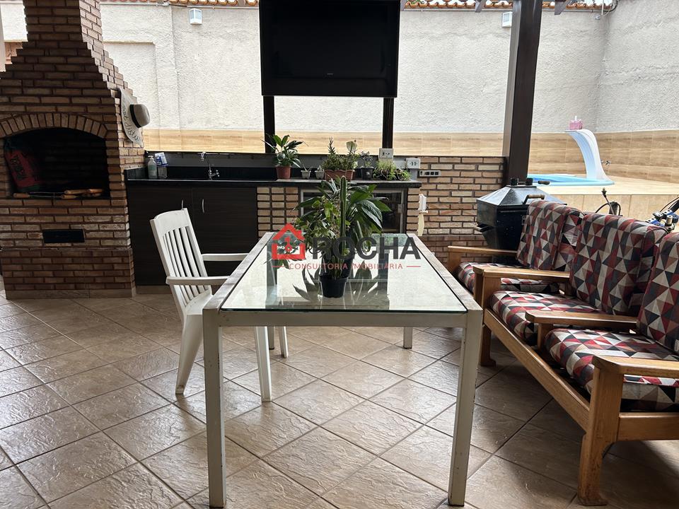 Quadra 4 - Quadra 4 Sobradinho - Ótima casa em lote de 525 m² — foto 6