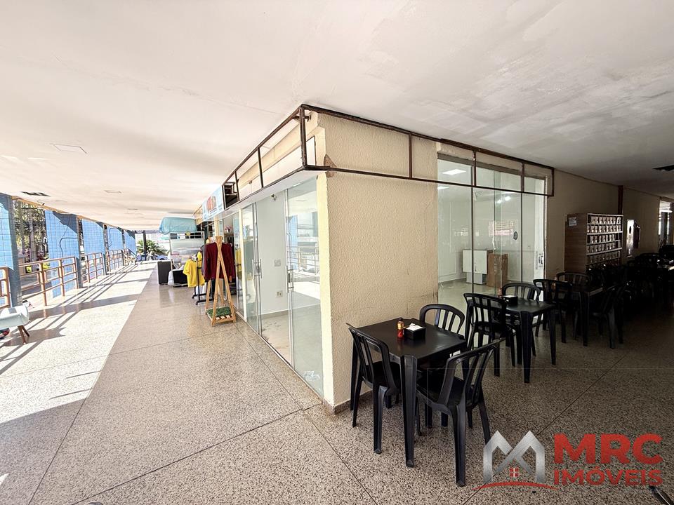 Avenida das Castanheiras - LOJA DE CANTO - 24M2 - EXCELENTE LOCALIZAÇÃO — foto 4