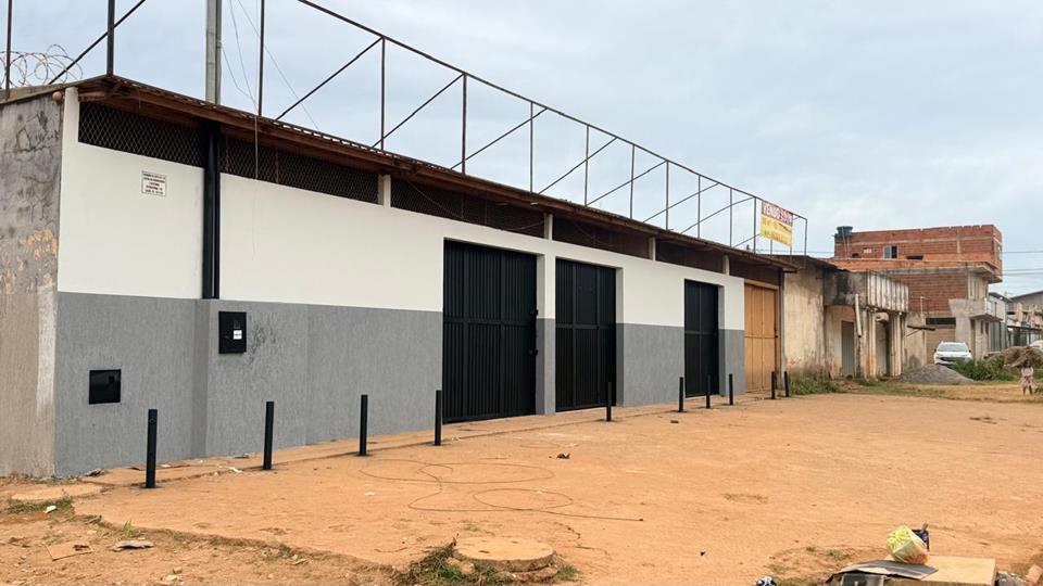 Quadra 7 Conjunto 7 - ALUGO LOJA DE ESQUINA NA ESTRUTURAL SETOR DE OFICINAS REFORMADA OTIMA PARA PADARIA, MERCADO, OFICINA, ETC — foto 14