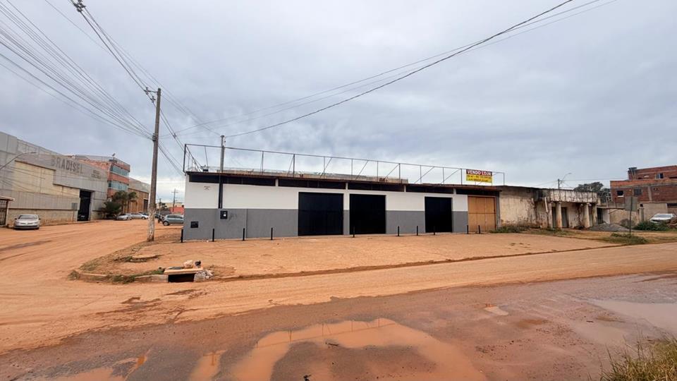 Quadra 7 Conjunto 7 - ALUGO LOJA DE ESQUINA NA ESTRUTURAL SETOR DE OFICINAS REFORMADA OTIMA PARA PADARIA, MERCADO, OFICINA, ETC — foto 9