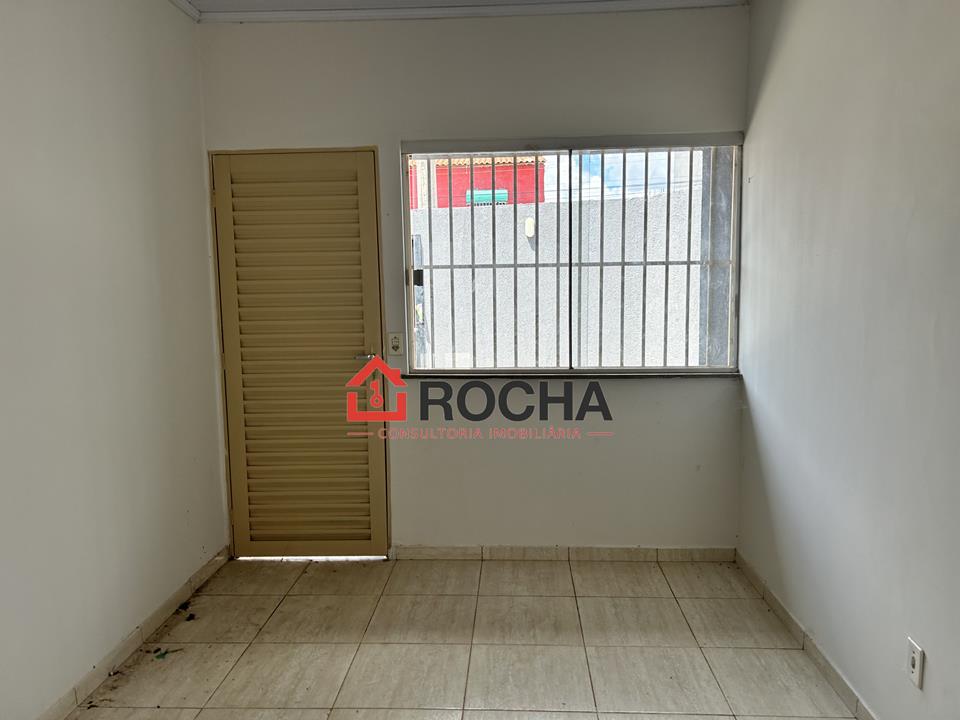 AR 13 - AR 13 Sobradinho II - Aceito financiamento, casa na avenida principal — foto 4