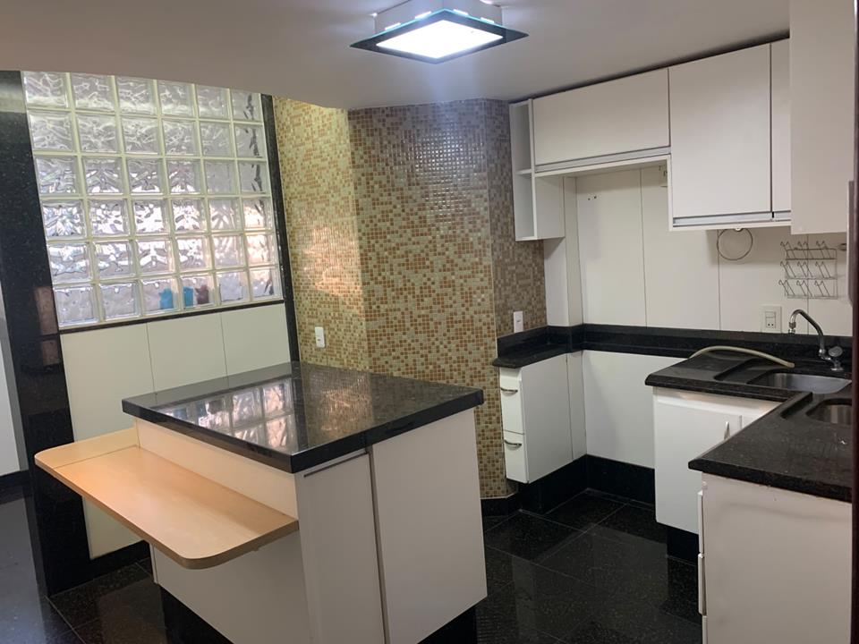 SQS 304 Bloco I - LINDO APARTAMENTO COM 3 QTOS AC/ PROPOSTA — foto 4