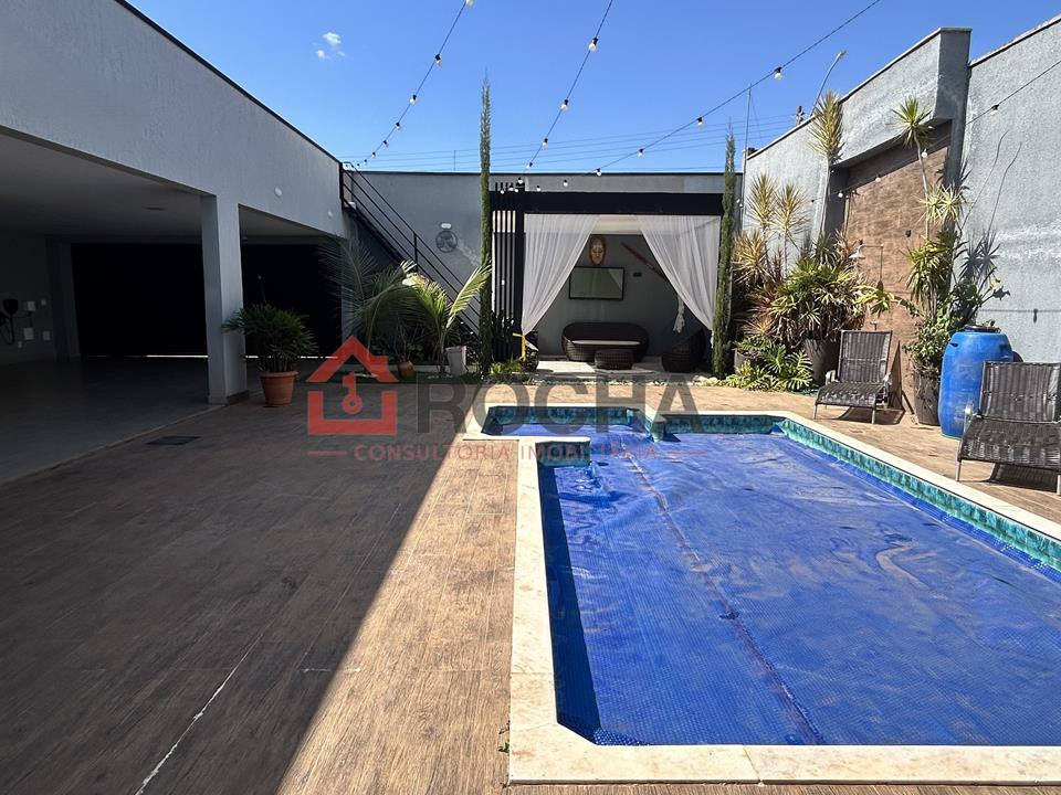 Quadra 8 - Quadra 8 - Casa térrea moderna ( mobiliada), em lote de 525 m², lazer completo — foto 2