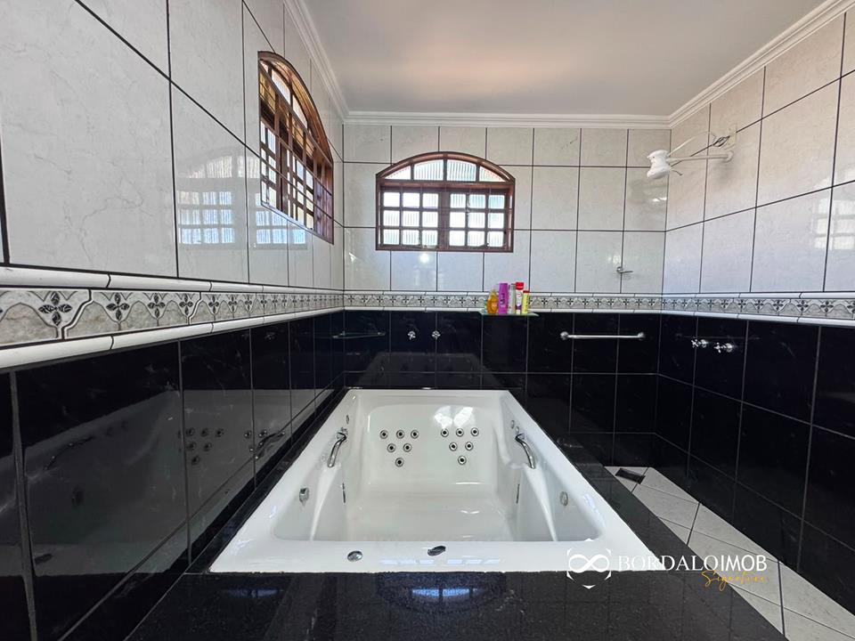ARNIQUEIRA | BRASÍLIA/DF, BELA CASA COM DIREITO DE POSSE!  VALOR: 1.500.000,00                       NÃO ACEITA FINANCIAMENTO BANCARIO  - Setor Habitacional Arniqueira (Águas Claras), Brasília - Foto 24