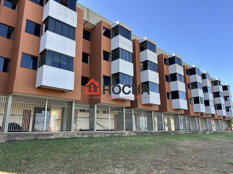 Central Bloco 1 - Quadra Central - Reformado, nascente, segundo andar de canto — foto 1