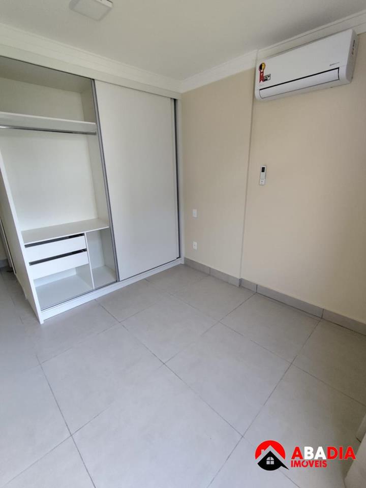 SQS 203 Bloco B - *BELISSIMO APARTAMENTO TODO REFORMADO C/VAGA DUPLA — foto 7