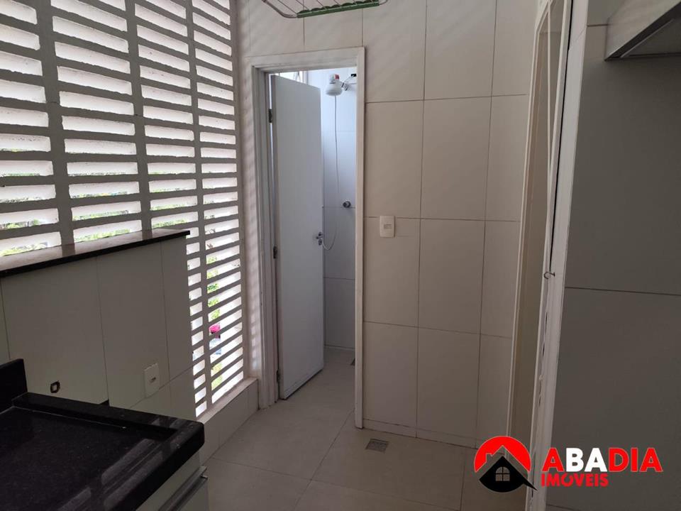 SQS 203 Bloco B - *BELISSIMO APARTAMENTO TODO REFORMADO C/VAGA DUPLA — foto 18