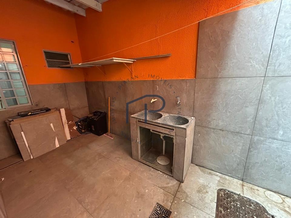 QR 122 Conjunto 10 - Aluga-se Casa com 03 quartos na Samambaia/DF — foto 12