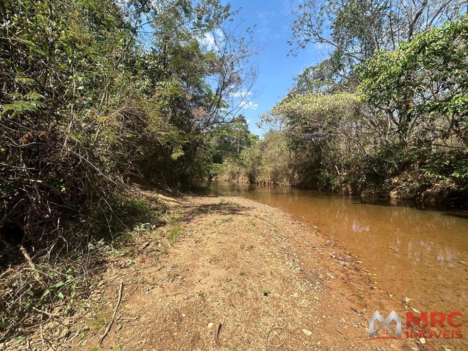Divisa do DF com Padre Bernardo - FAZENDA COM 31,5 HECTARES – DF-206 | ÀS MARGENS DO RIO DO SAL — foto 6