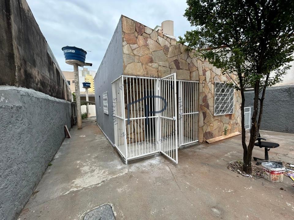 QNA 18 - Aluga-se Casa de Frente e Fundos em Taguatinga Norte-DF — foto 8