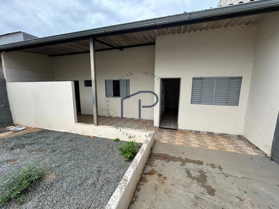 QNA 18 - Aluga-se Casa de Frente e Fundos em Taguatinga Norte-DF — foto 14