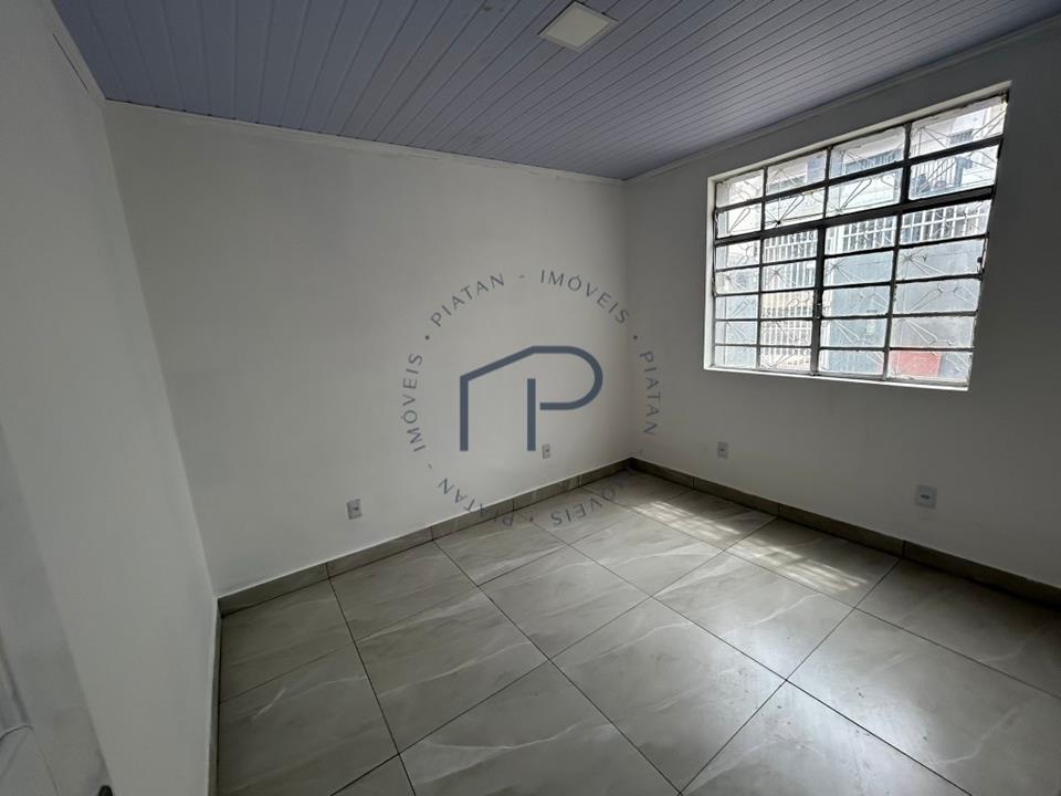 QNA 18 - Aluga-se Casa de Frente e Fundos em Taguatinga Norte-DF — foto 3